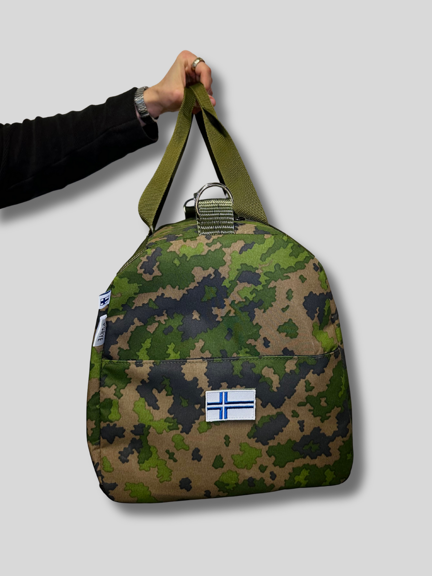 PURYE x Mighty Finland: Viikonloppukassi (M05)