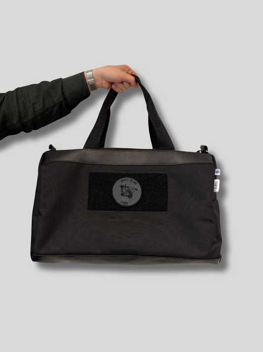 PURYE x Mighty Finland: Viikonloppukassi Black Edition
