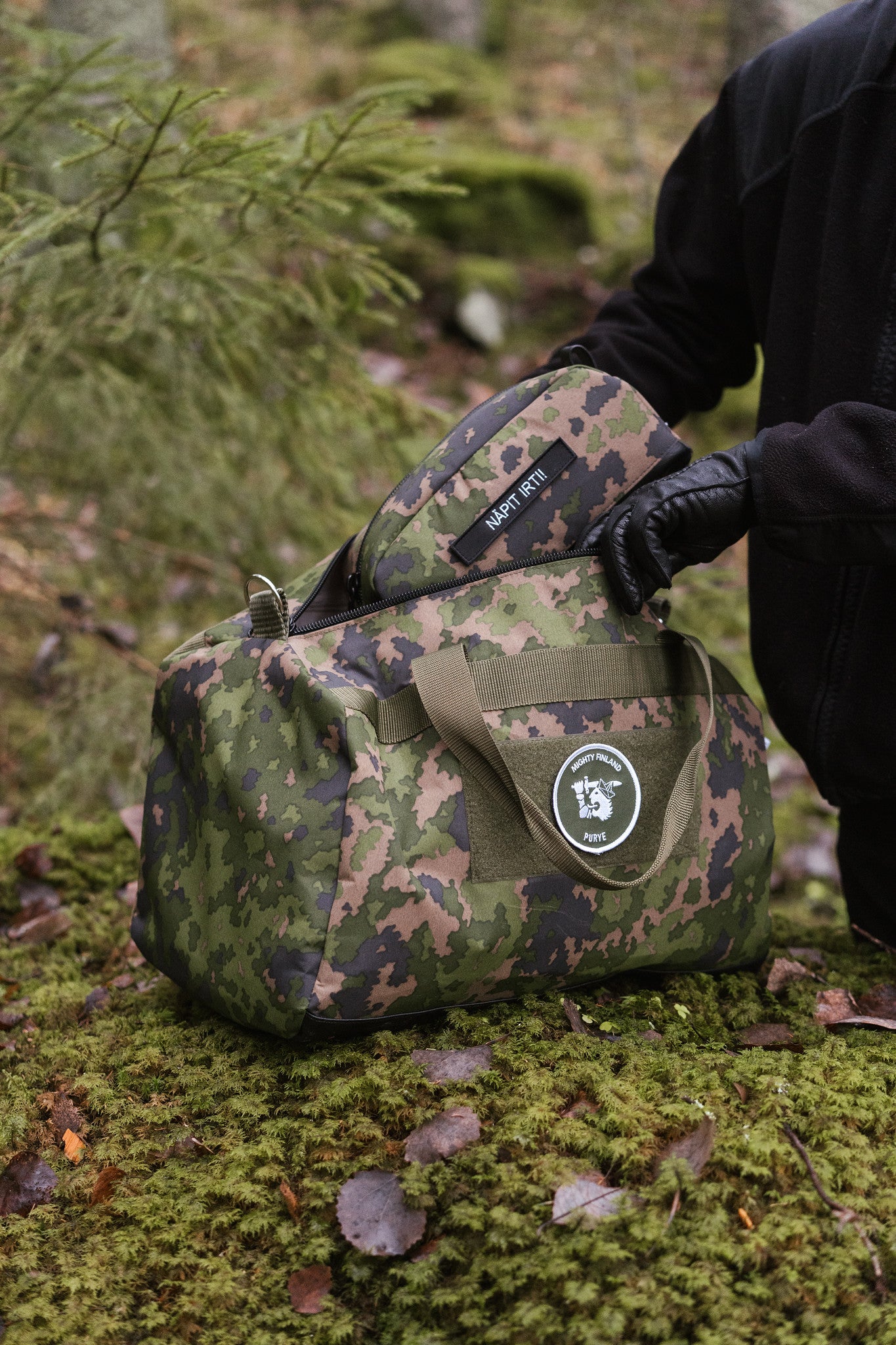 PURYE x Mighty Finland: Viikonloppukassi (M05)